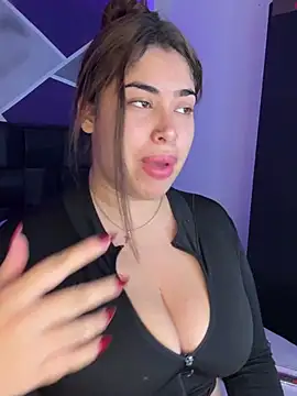 jazminslut online show from 17, 5, 2026