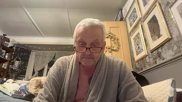 poggles online show from 8, 3, 2026