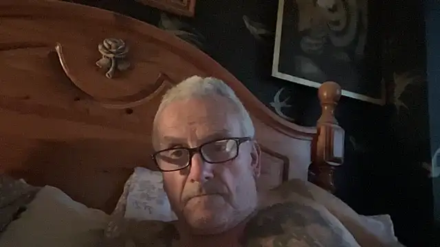 poggles online show from 25, 4, 2026