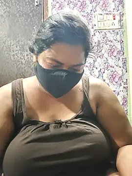 Snapshot of Liyaa_24 chatting on 28, 4, 2026 Liyaa 24 online show from 28, 4, 2026