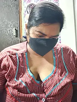 Snapshot of Liyaa_24 chatting on 6, 5, 2026 Liyaa 24 online show from 6, 5, 2026