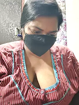 Snapshot of Liyaa_24 chatting on 9, 5, 2026 Liyaa 24 online show from 9, 5, 2026
