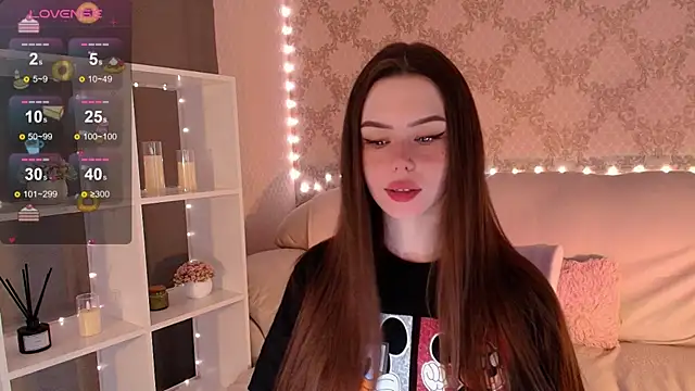 Snapshot of HolyMiax chatting on 19, 6, 2026 HolyMiax online show from 19, 6, 2026