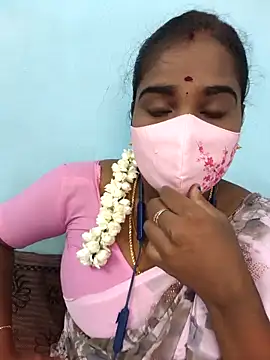 Snapshot of Tamil_riyalini12 chatting on 29, 4, 2026 Tamil riyalini12 online show from 29, 4, 2026