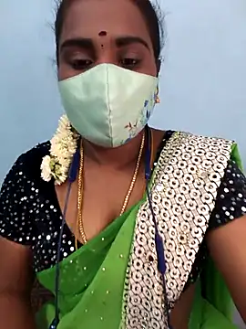 Snapshot of Tamil_riyalini12 chatting on 8, 5, 2026 Tamil riyalini12 online show from 8, 5, 2026