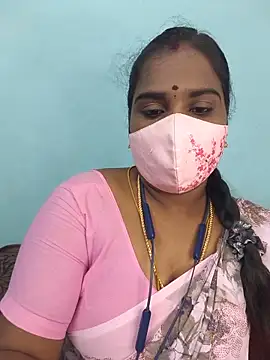 Snapshot of Tamil_riyalini12 chatting on 14, 5, 2026 Tamil riyalini12 online show from 14, 5, 2026