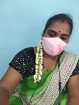 Snapshot of Tamil_riyalini12 chatting on 15, 5, 2026 Tamil riyalini12 online show from 15, 5, 2026