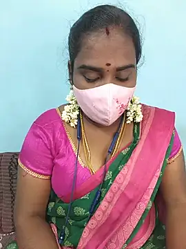 Snapshot of Tamil_riyalini12 chatting on 16, 5, 2026 Tamil riyalini12 online show from 16, 5, 2026