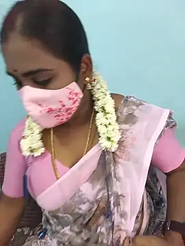 Snapshot of Tamil_riyalini12 chatting on 22, 5, 2026 Tamil riyalini12 online show from 22, 5, 2026