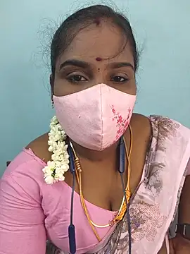Snapshot of Tamil_riyalini12 chatting on 4, 6, 2026 Tamil riyalini12 online show from 4, 6, 2026