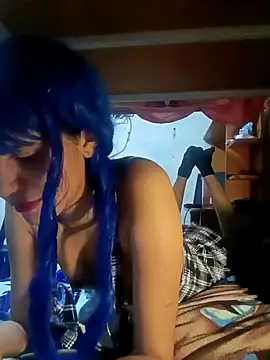 Snapshot of famousfox-69 chatting on 4, 3, 2026 famousfox-69 online show from 4, 3, 2026