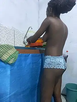 Snapshot of GeileErica chatting on 13, 9, 2025 GeileErica online show from 13, 9, 2025