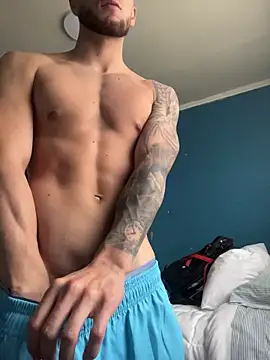 MRmusculo20 online show from 5, 5, 2026