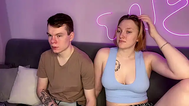 julielourens online show from 3, 12, 2025