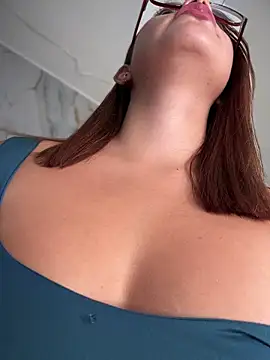 sara calderon online show from 19, 4, 2026