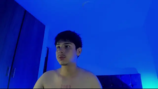 Maximo Miller online show from 1, 10, 2025