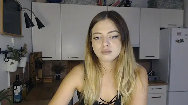 BuffyxLUST online show from 10, 11, 2025