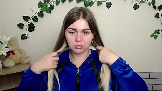 Snapshot of Magic_Katarina_ chatting on 8, 10, 2025 Magic Katarina  online show from 8, 10, 2025