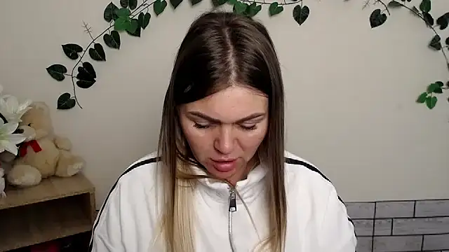 Snapshot of Magic_Katarina_ chatting on 13, 10, 2025 Magic Katarina  online show from 13, 10, 2025