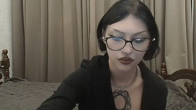 Snapshot of Susie_su chatting on 15, 5, 2026 Susie su online show from 15, 5, 2026