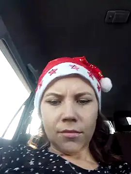 Snapshot of YOURLIKAA chatting on 23, 12, 2025 YOURLIKAA online show from 23, 12, 2025