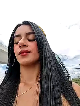 Juliana Xander online show from 28, 10, 2025