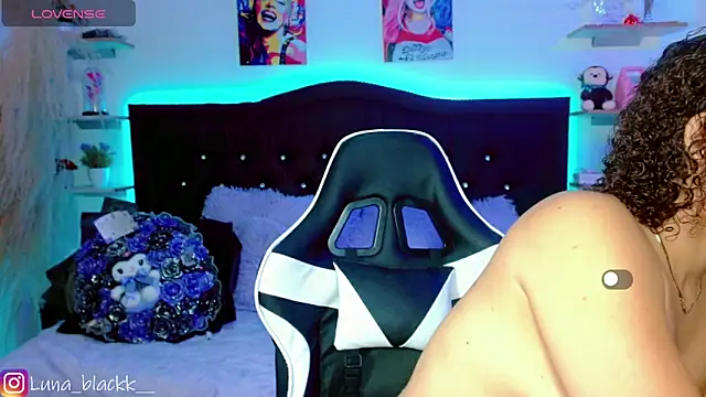 Luna blackk online show from 25, 9, 2025