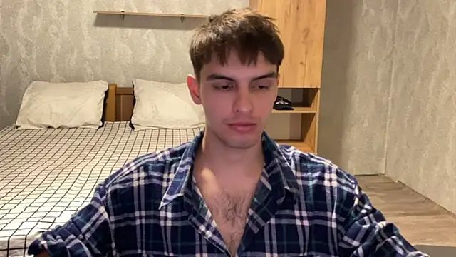 Snapshot of elliot_scott chatting on 13, 9, 2025 elliot scott online show from 13, 9, 2025