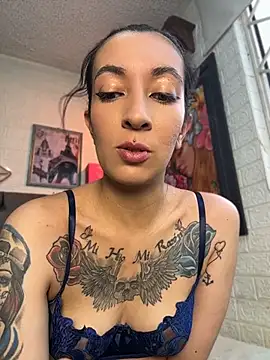 SALOME KORLAND online show from 13, 4, 2026