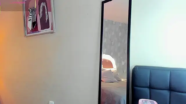 isabella milf  online show from 11, 9, 2025