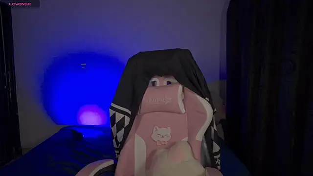 Gaby  Howards online show from 3, 11, 2025