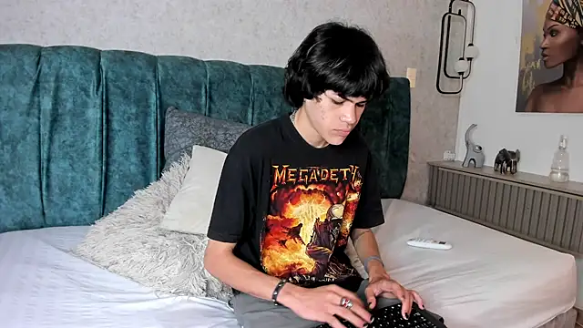 Snapshot of Diamond_twink chatting on 11, 6, 2026 Diamond twink online show from 11, 6, 2026