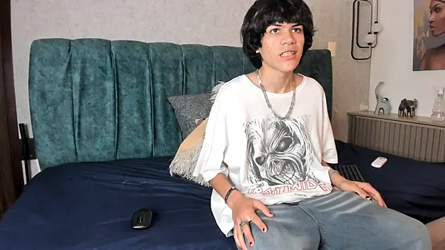 Snapshot of Diamond_twink chatting on 12, 6, 2026 Diamond twink online show from 12, 6, 2026
