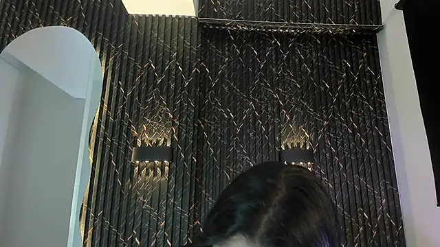 ZOETTAYLOR online show from 22, 10, 2025