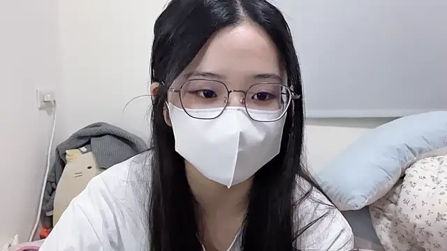 LHeart online show from 27, 10, 2025