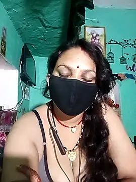 Snapshot of SHWETA1180 chatting on 3, 10, 2025 SHWETA1180 online show from 3, 10, 2025