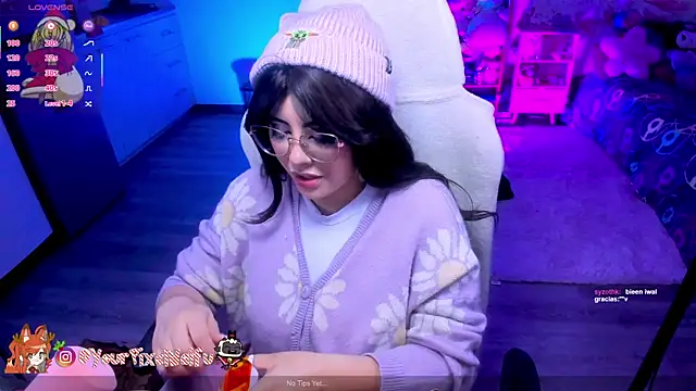 AlyssaRomanova online show from 18, 12, 2025