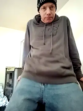 Snapshot of skateboy78 chatting on 5, 5, 2026 skateboy78 online show from 5, 5, 2026