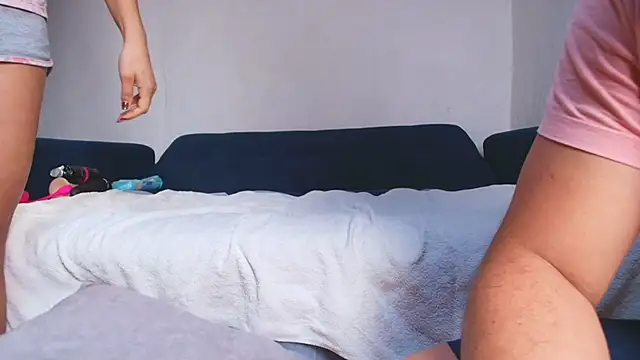 Snapshot of couplelove543 chatting on 27, 9, 2025 couplelove543 online show from 27, 9, 2025