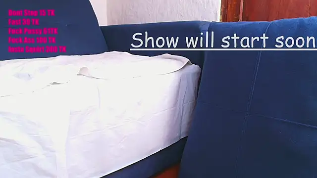 Snapshot of couplelove543 chatting on 20, 10, 2025 couplelove543 online show from 20, 10, 2025