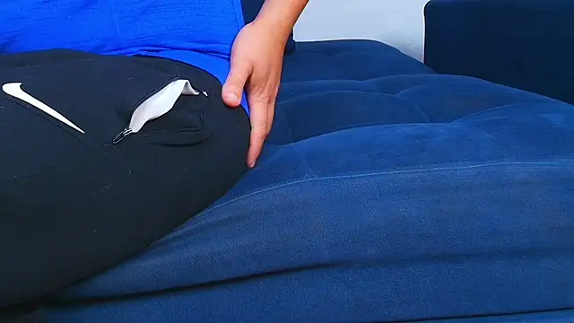 Snapshot of couplelove543 chatting on 22, 11, 2025 couplelove543 online show from 22, 11, 2025