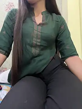 Snapshot of sneha_88 chatting on 17, 3, 2026 sneha 88 online show from 17, 3, 2026