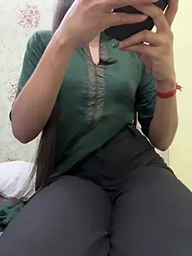 Snapshot of sneha_88 chatting on 17, 4, 2026 sneha 88 online show from 17, 4, 2026