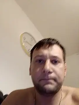 Snapshot of Alessio1987 chatting on 4, 2, 2026 Alessio1987 online show from 4, 2, 2026