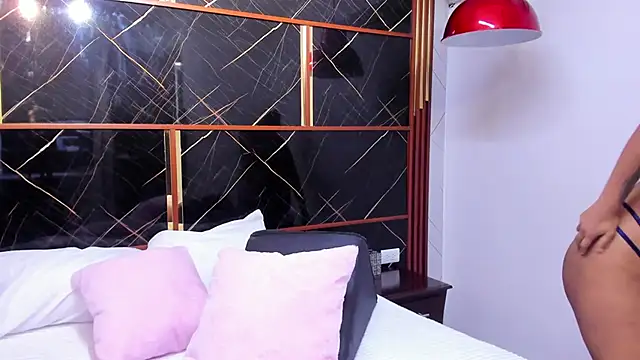 HannyThompson online show from 9, 9, 2025