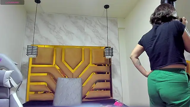 Luciifeer  online show from 21, 10, 2025