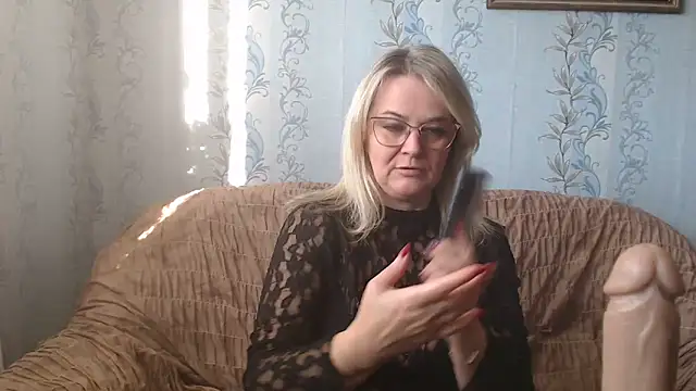 EleanoraDream online show from 15, 9, 2025