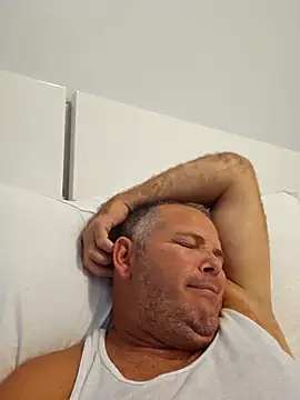 cubanitofeliz40 online show from 2, 12, 2025