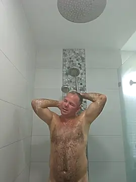 cubanitofeliz40 online show from 5, 2, 2026