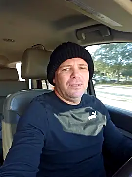 cubanitofeliz40 online show from 6, 2, 2026